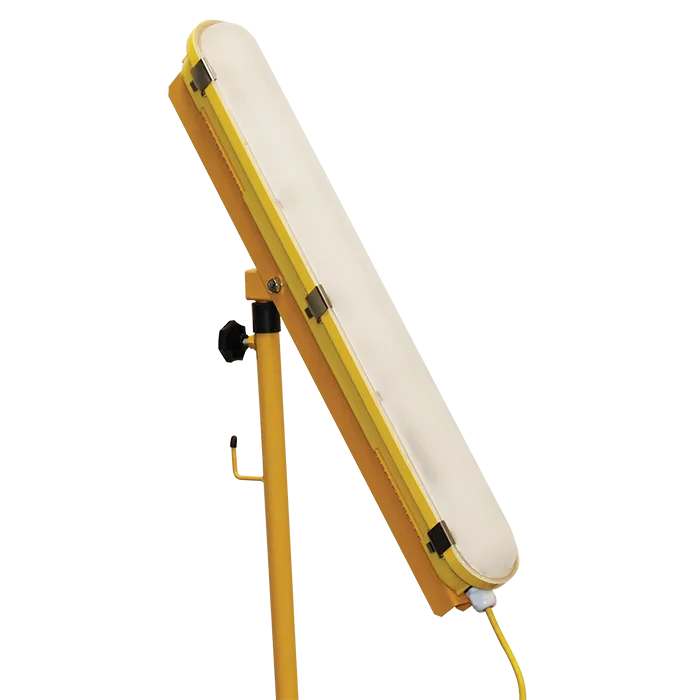 110v-tripod-batten-tilted